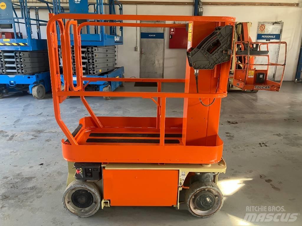 JLG 1230 ES Jarbolne penjajuće platforme