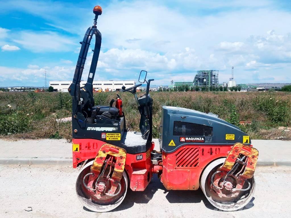 Bomag BW 120 AD-4 Valjci sa duplim bubnjem