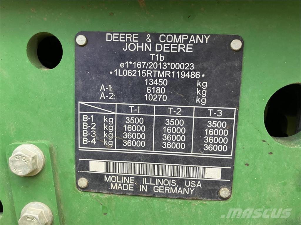 John Deere 6215R Traktori