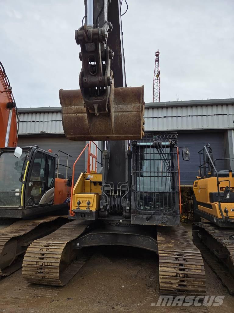 Volvo EC220EL Bageri guseničari