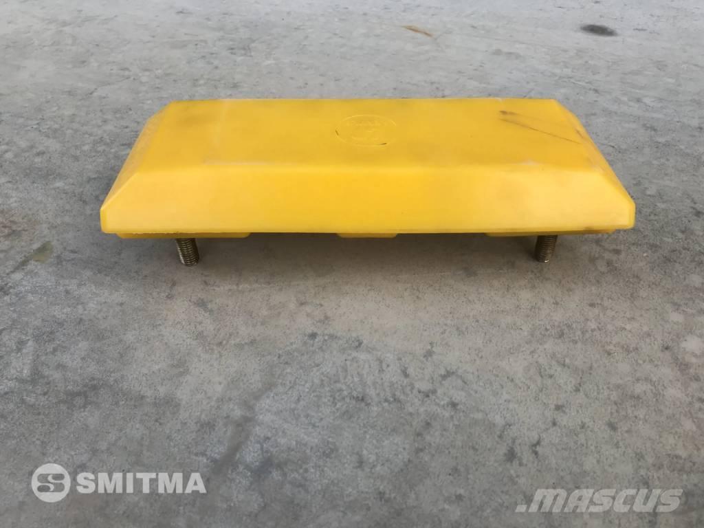 Wirtgen W2000 Pads Gusenice za građevinarstvo