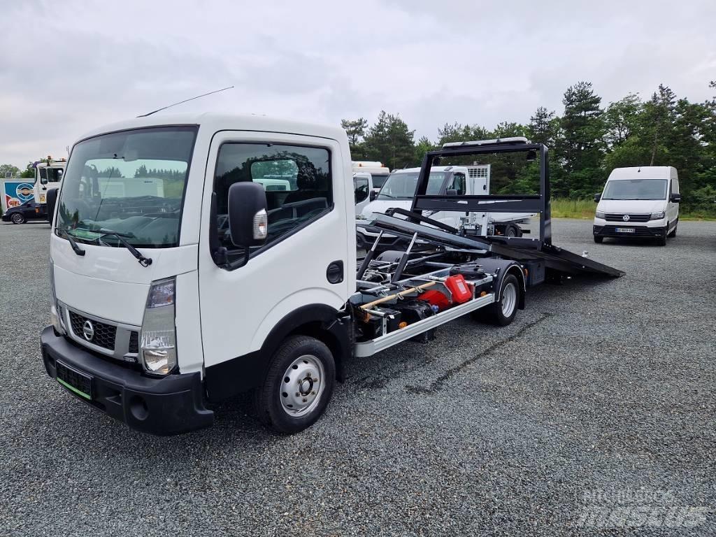 Nissan 35.13 Dostavna vozila / kombiji