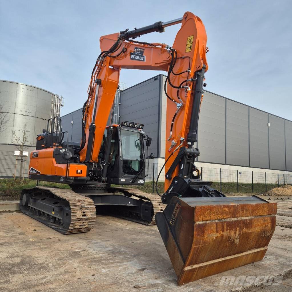 Doosan DX235LC-7 Bageri guseničari