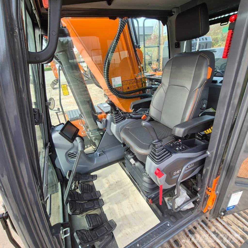 Doosan DX235LC-7 Bageri guseničari