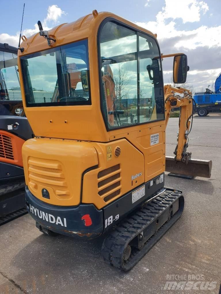 Hyundai R18-9 Mini bageri < 7t