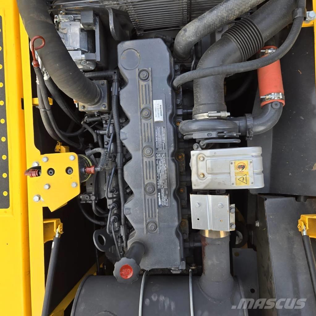 Komatsu PC 200-8 Bageri guseničari