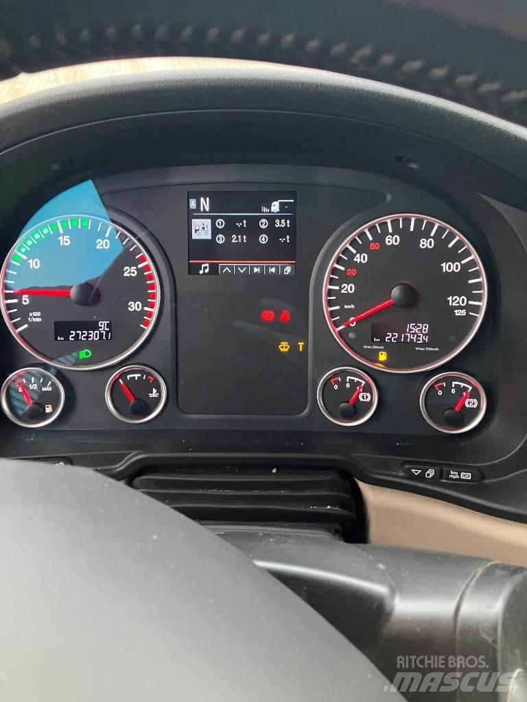 MAN TGX 26.500 6X2 Rol kiper kamioni sa kukom za podizanje tereta