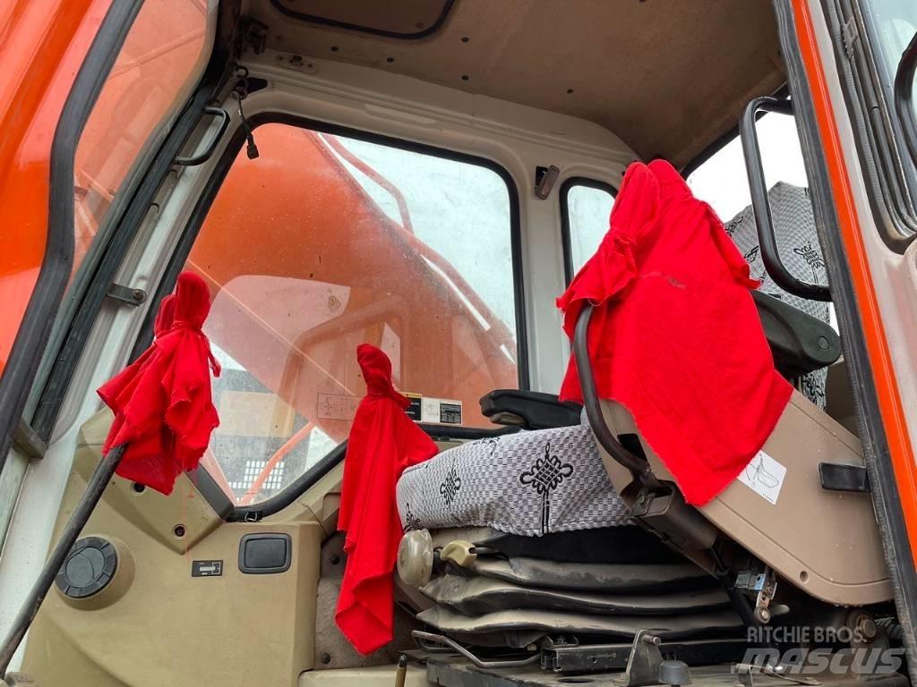 Doosan DH 220 Bageri guseničari