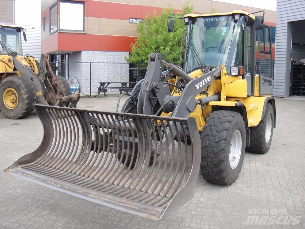 Volvo L 30 B Utovarivači na točkove