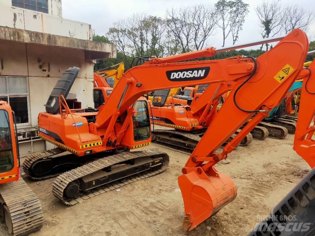 Doosan DH 225 LC-7 Bageri guseničari