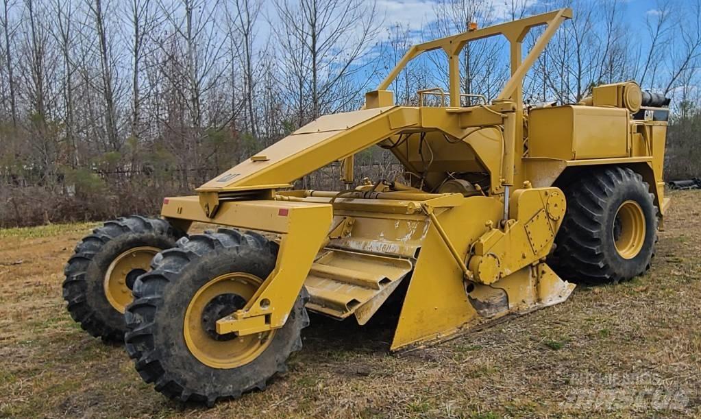 CAT SS 250 B Nabijači zemlje