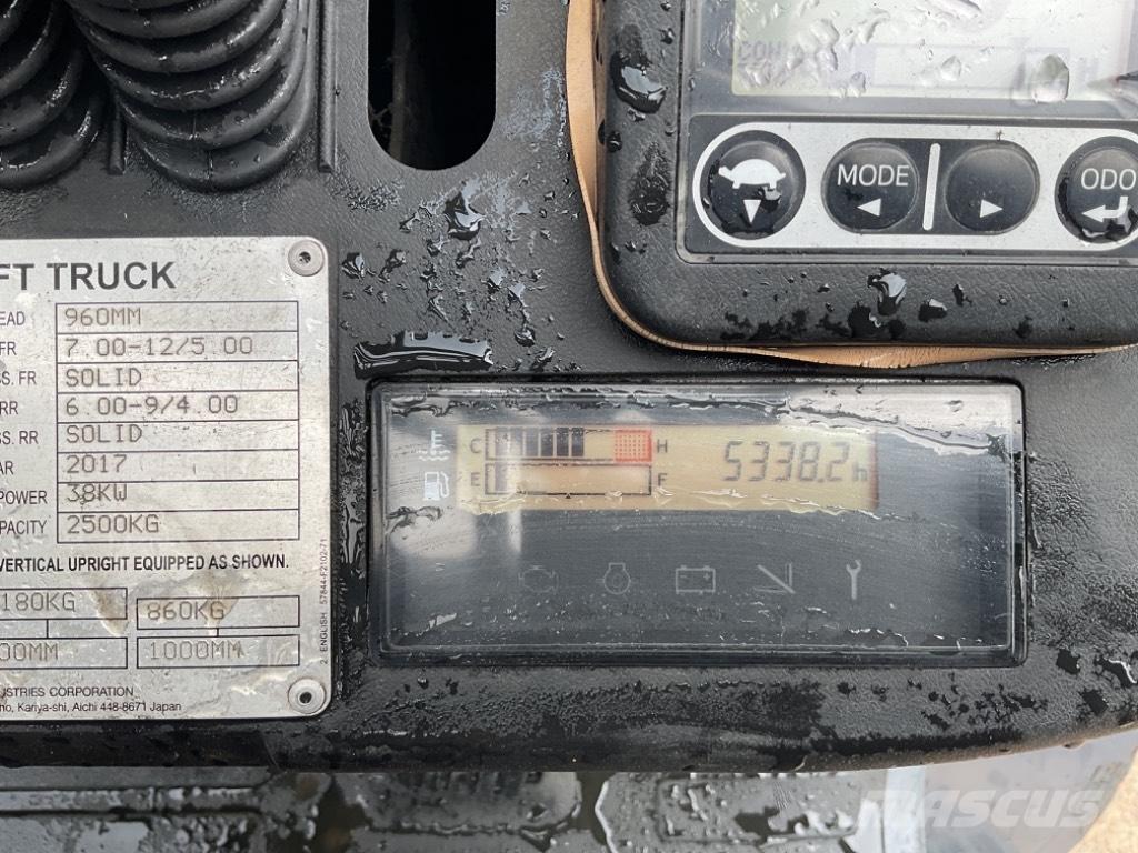 Toyota 02-FGF25 Plinski viljuškari