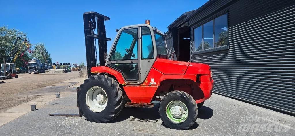 Manitou M30-4 Vanterenski viljuškar