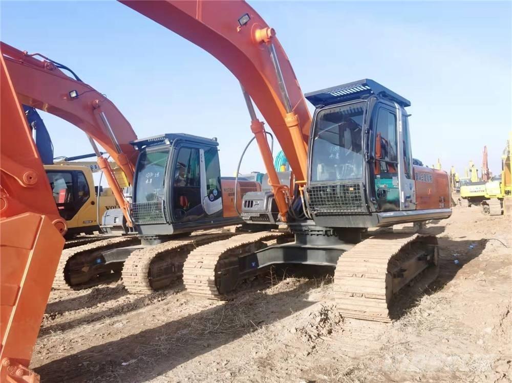 Hitachi ZX210 Bageri guseničari