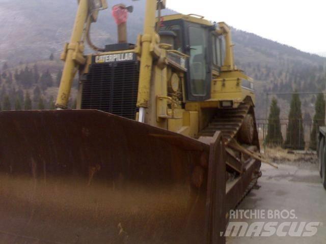 CAT D 8  R Buldožeri guseničari