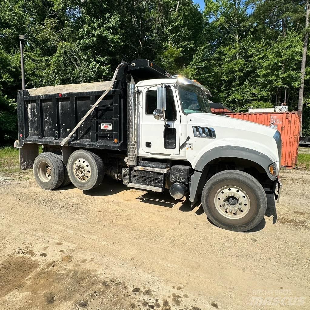 Mack GR 42 F9 Kiperi kamioni