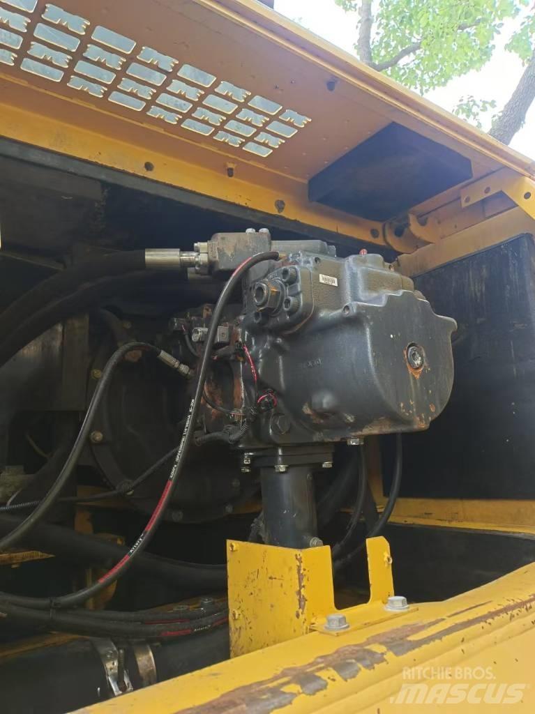 Komatsu PC 450-8 Bageri guseničari