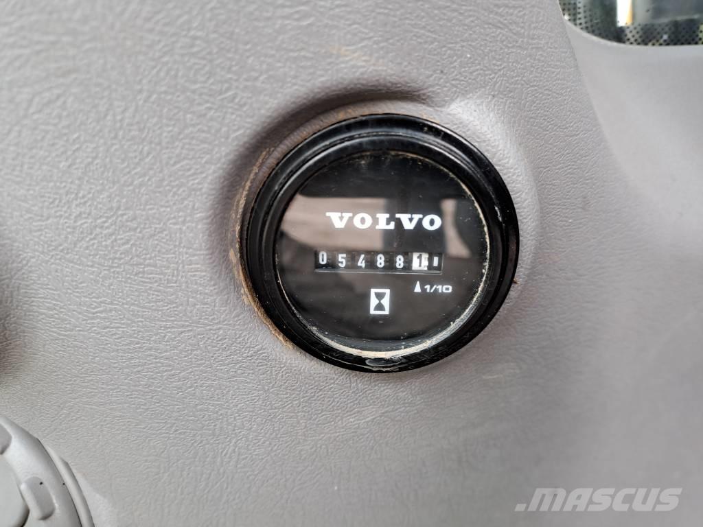 Volvo EC 140 EL Bageri guseničari