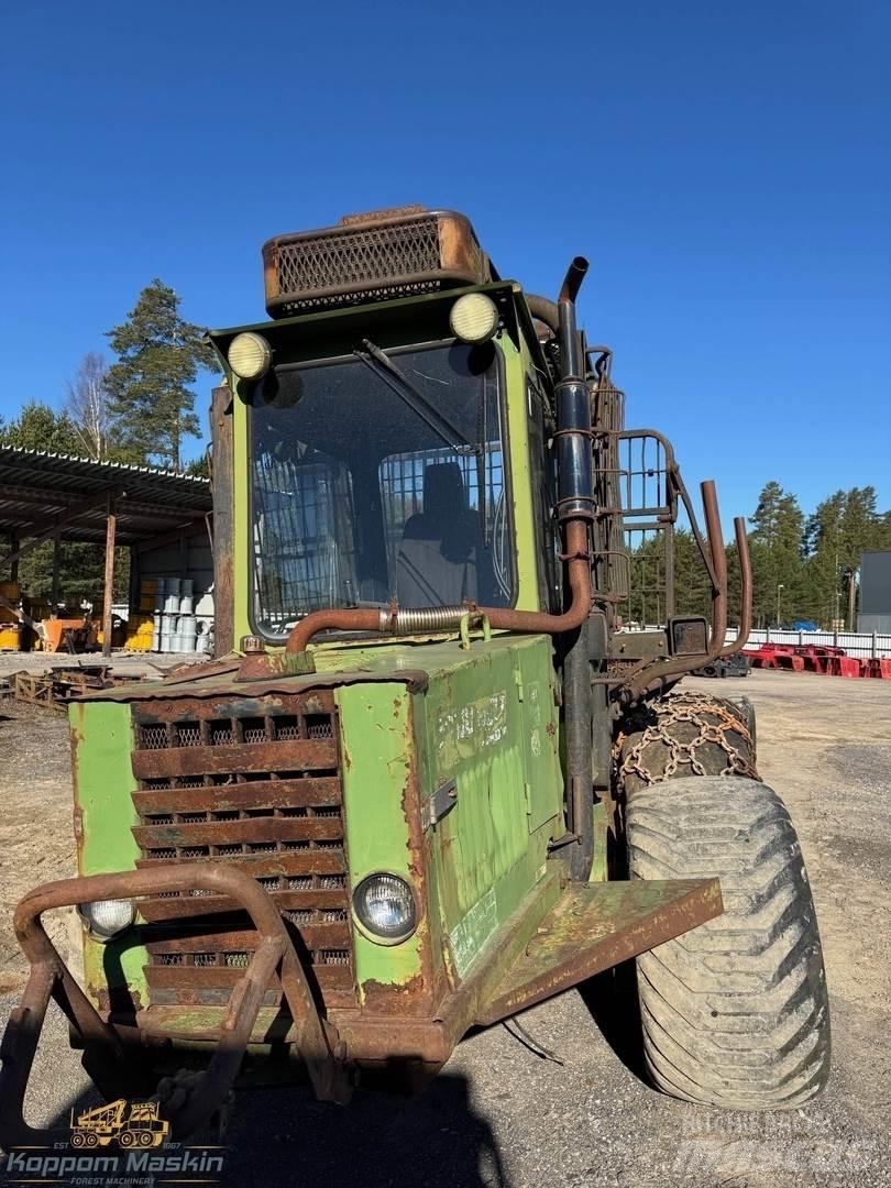 Ösa 578 Forvarderi