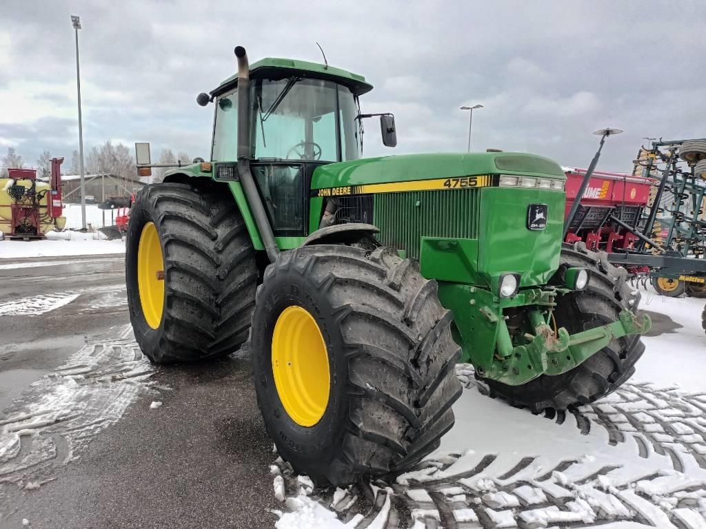John Deere 4755 Traktori