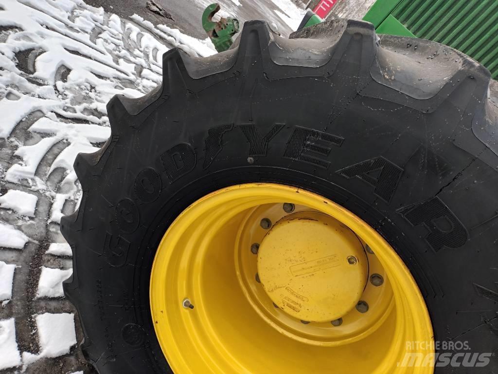 John Deere 4755 Traktori