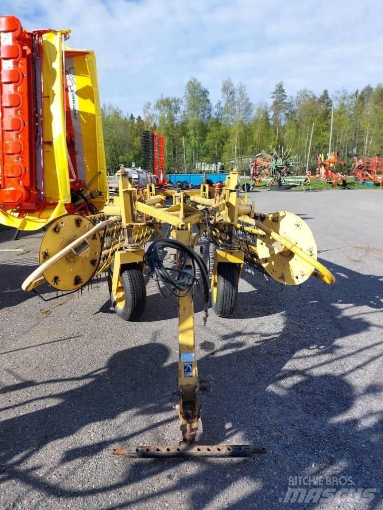  Wermeer R2300 Sakupljači