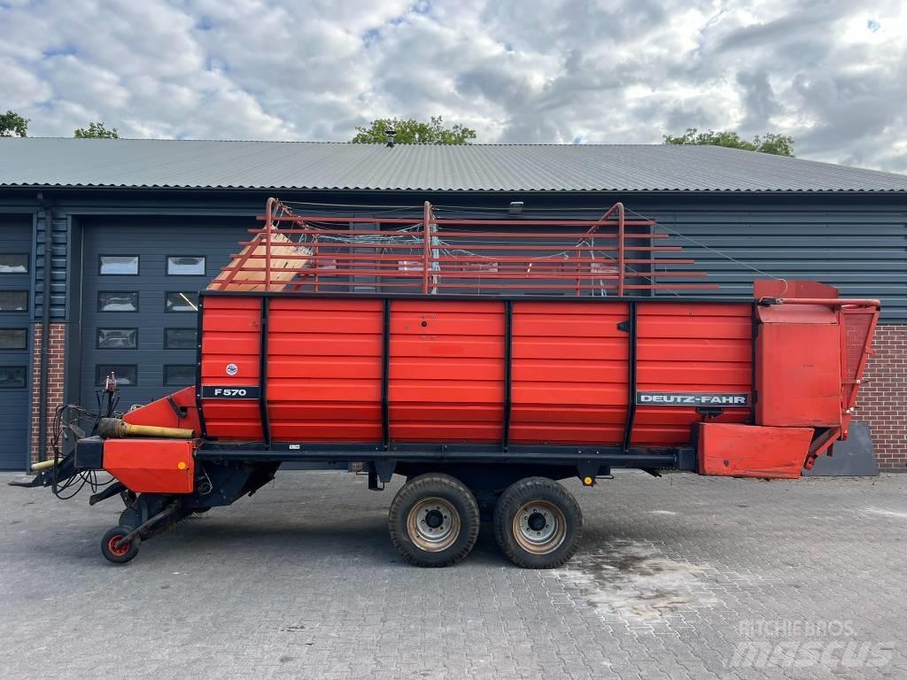 Deutz Fahr F 570 Samoutovarne prikolice
