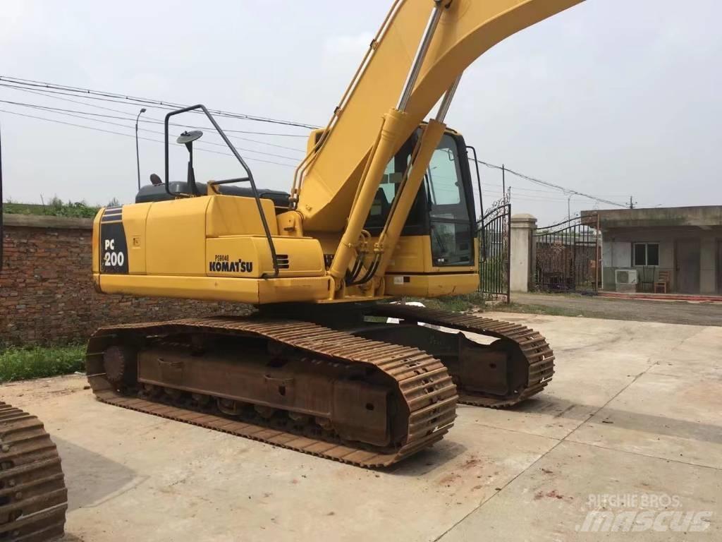 Komatsu pc200-8 Bageri guseničari