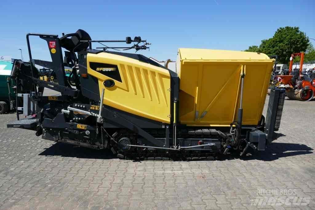 Bomag BF 200 C-2 Male mašine za asfaltiranje
