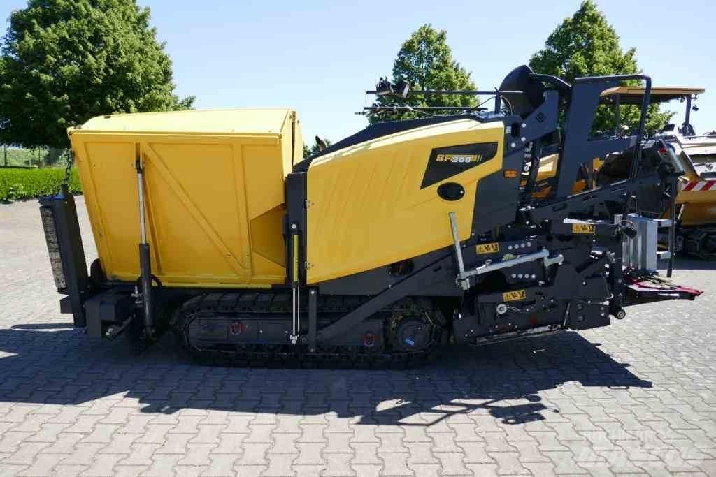 Bomag BF 200 C-2 Male mašine za asfaltiranje