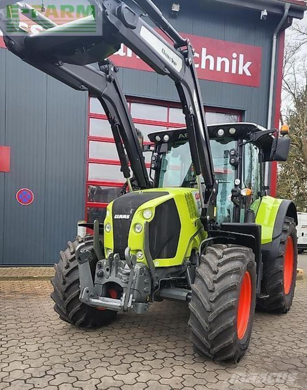 CLAAS arion 510 Traktori