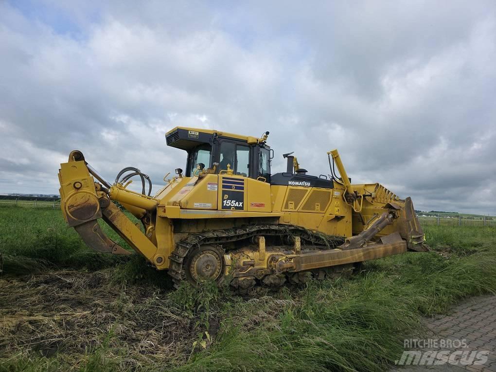 Komatsu D155AX-8 Buldožeri guseničari