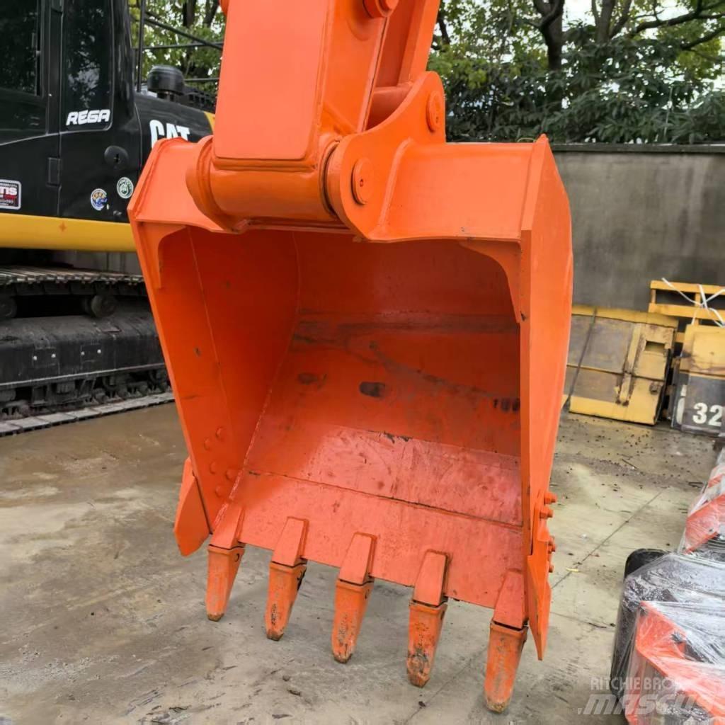 Hitachi ZX 200-3 G Bageri guseničari