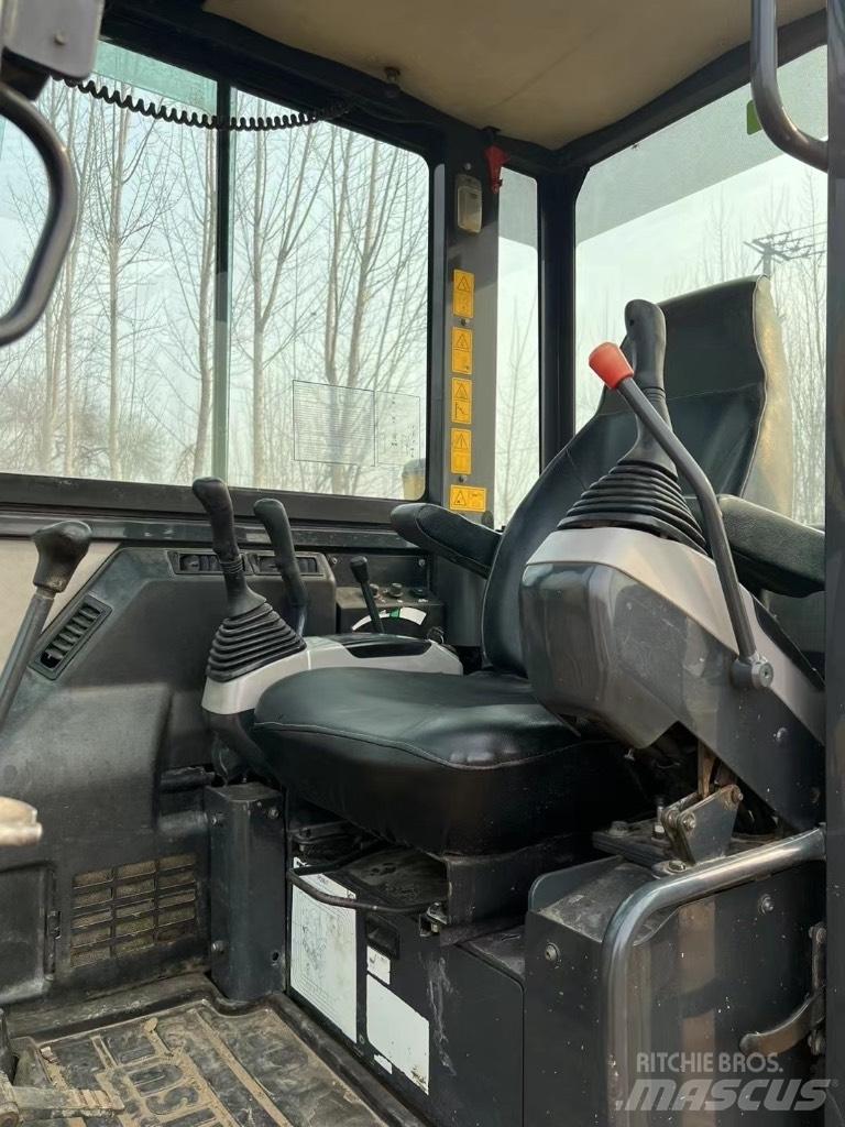 Komatsu PC58 Midi bageri 7t – 12t