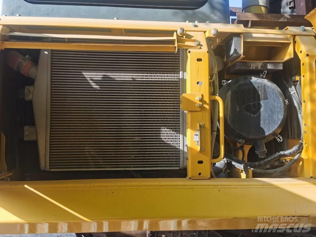 Komatsu PC 460-8 Bageri guseničari