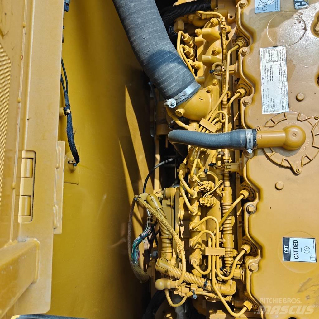 CAT 330GC Bageri guseničari