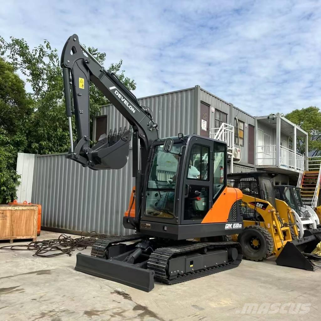 Develon DX 60 D Bageri guseničari