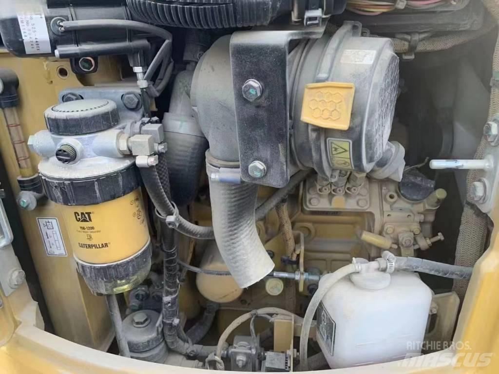 CAT 301.7 Mini bageri < 7t