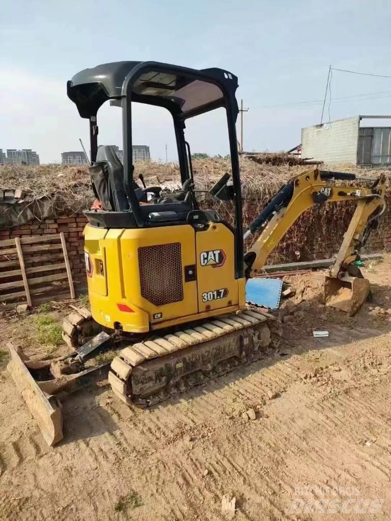CAT 301.7 Mini bageri < 7t