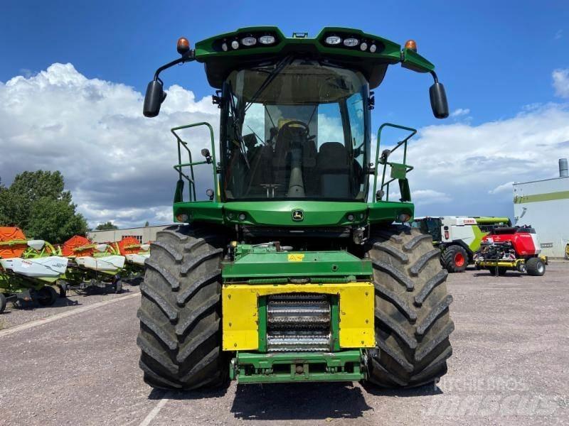 John Deere 8500i Mašine za stočnu hranu sa sopstvenim pogonom