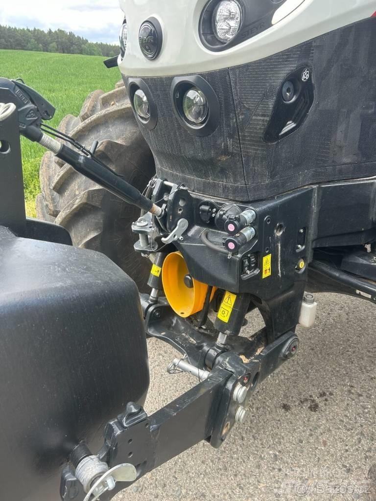 Steyr Absolut CVT Traktori