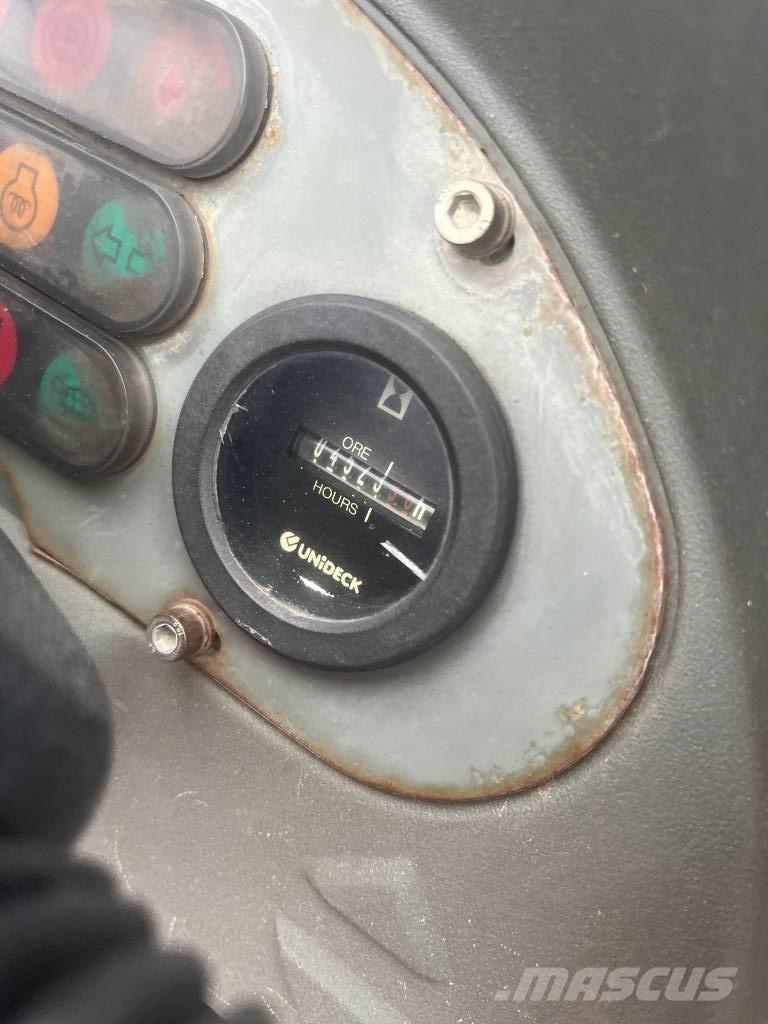 Wacker L 3001 Zglobni damperi