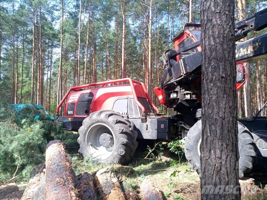 Komatsu 911.6 Harversteri