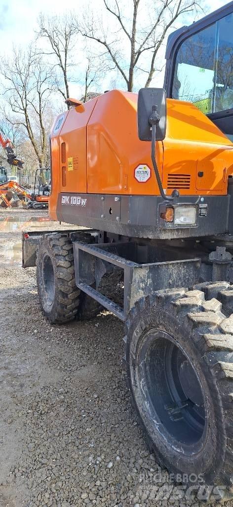 Doosan DX 100 W-7 Bageri točkaši