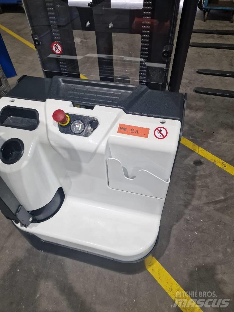 Bobcat BSL 16 N-7 Ručni električni viljuškar