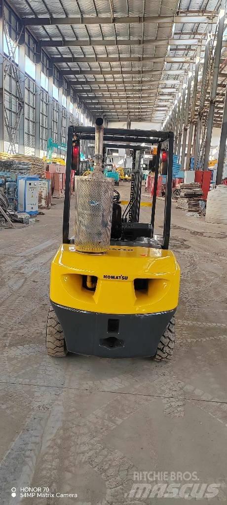 Komatsu FD 30 T-14 Dizelski viljuškari
