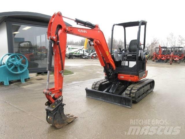 Kubota U 27-4 Mini bageri < 7t