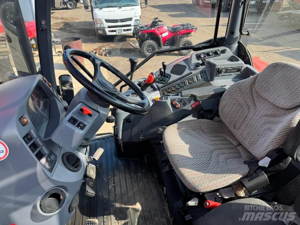 Kubota M105GX-IV Traktori