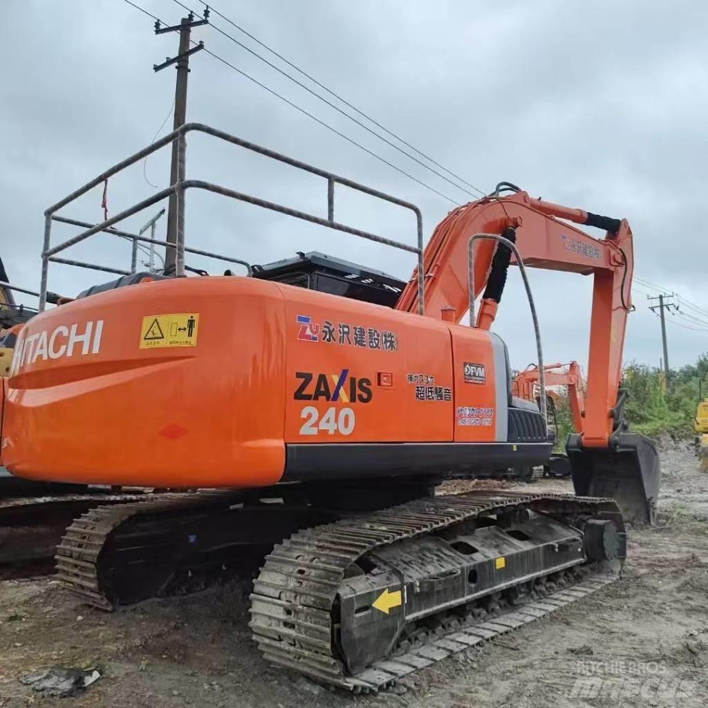 Hitachi 240-3 Bageri guseničari