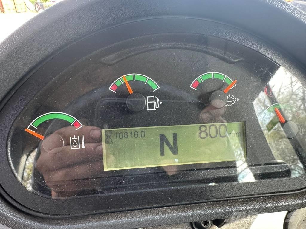 CAT 930 M Utovarivači na točkove